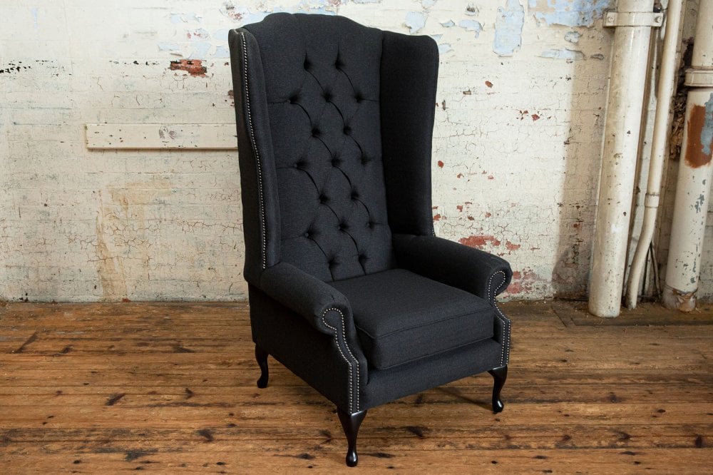 Grande Woodstock Chesterfield Wing Chair