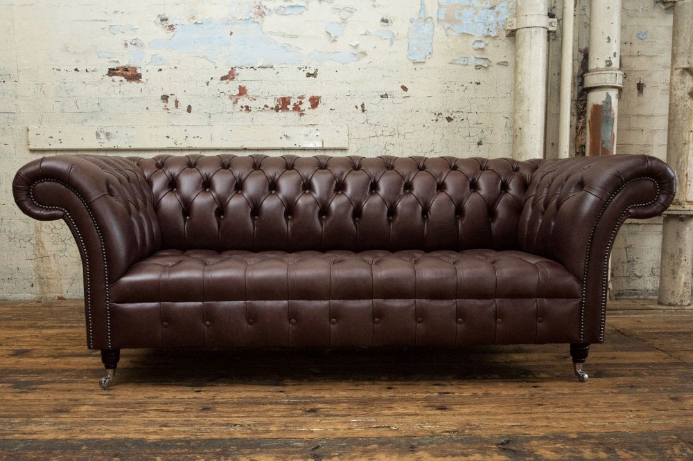 Montana - Old English Dark Brown