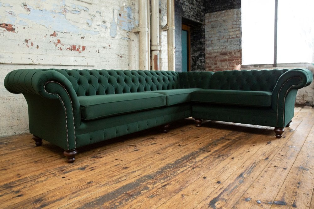 Woodstock Corner Chesterfield Sofa Available in all sizes and fabrics | Bespoke sizes available.