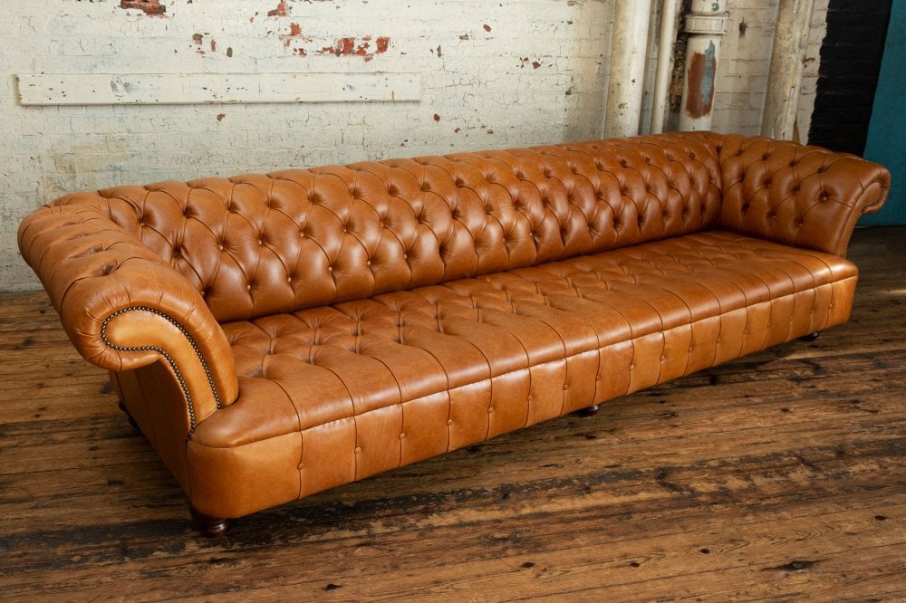 Grande Windermere Chesterfield Sofa