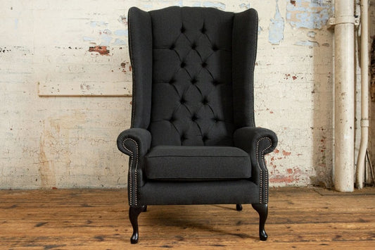 Grande Woodstock Chesterfield Wing Chair